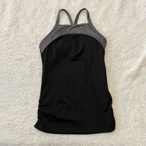 Manduka top